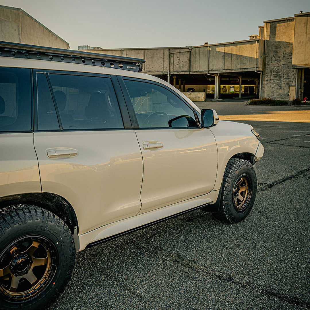 Toyota Prado 150 Electric Side Steps (2018+) - VIKOR