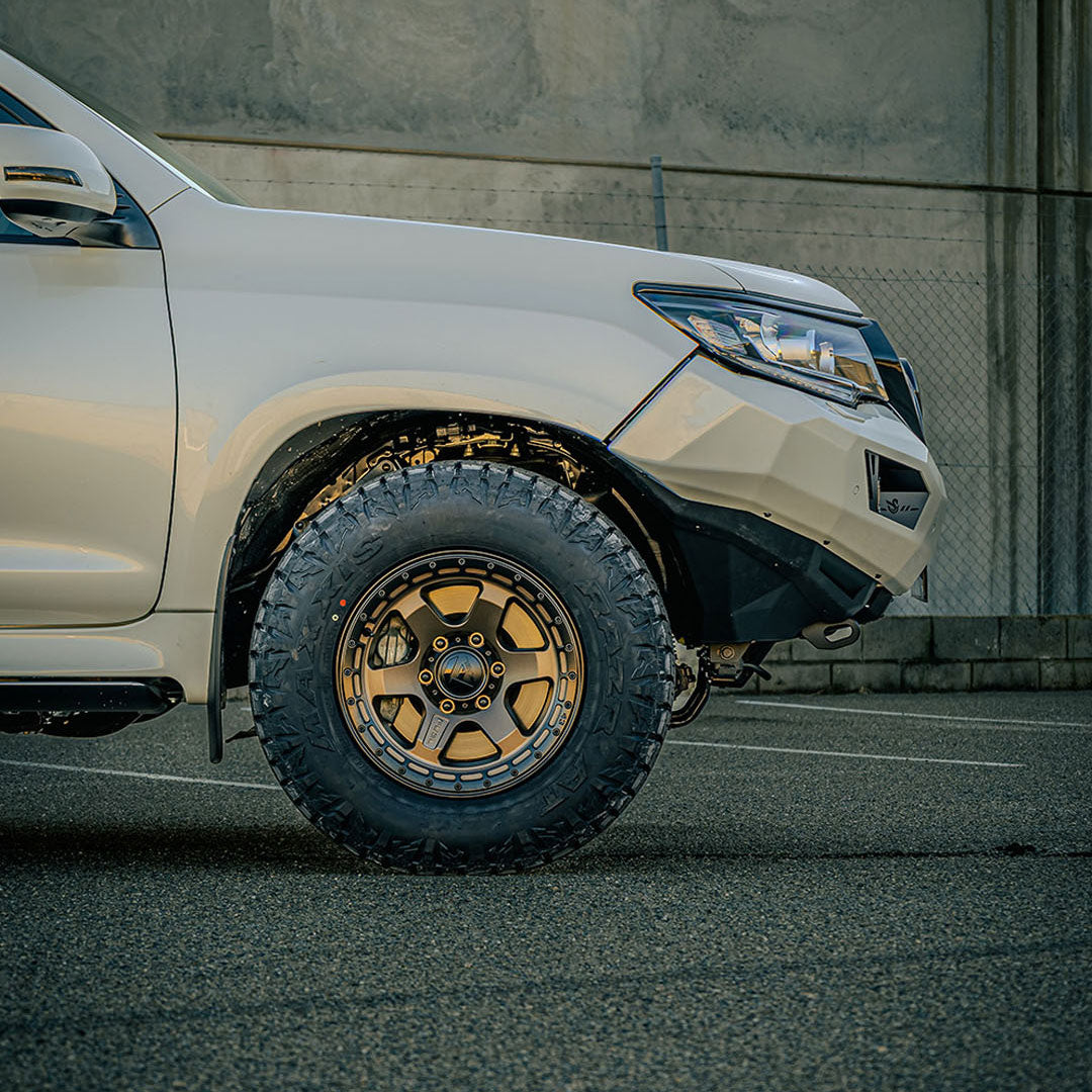 Toyota Prado 150 Series Bull Bar 2018+ | VIKOR Diablo (No Loop)