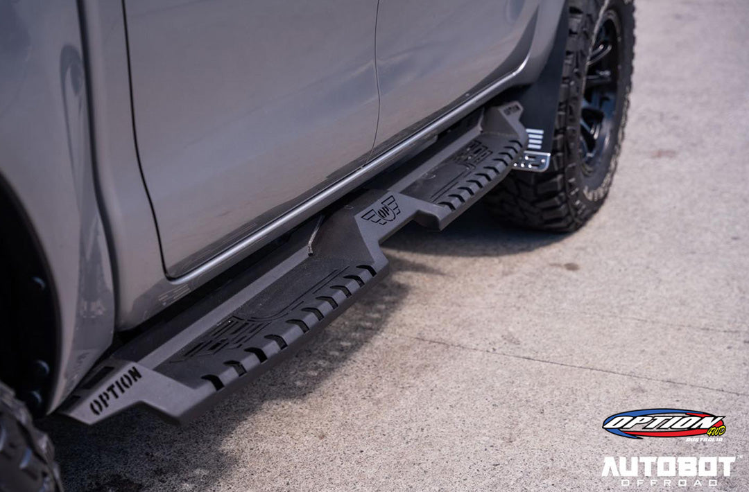 OPTION 4WD V2 SIDE STEPS - TOYOTA HILUX REVO ROCCO (5/2018-8/2020)
