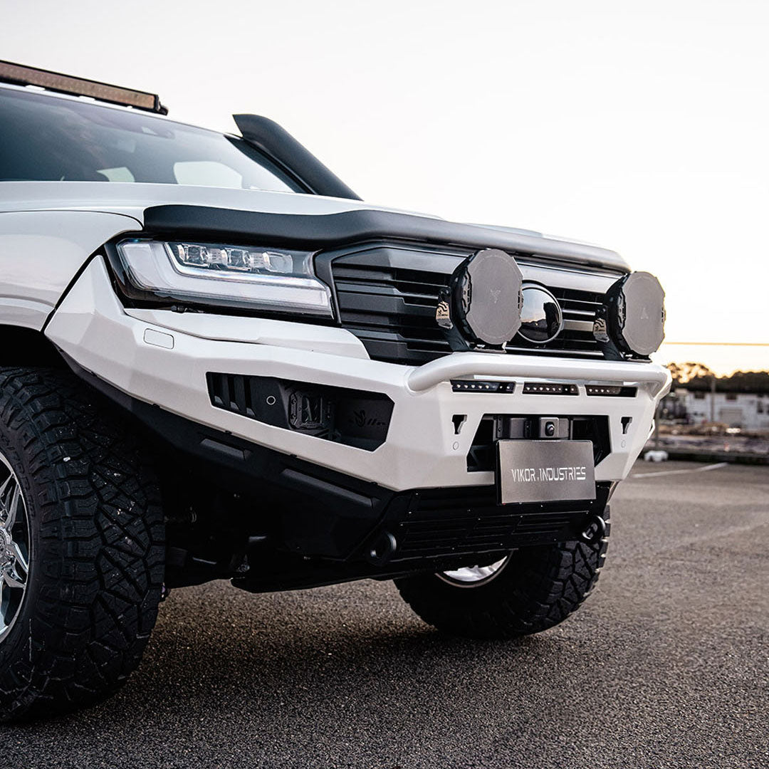 LandCruiser 300 Series Bull Bar | VIKOR Diablo (Pre-Runner)