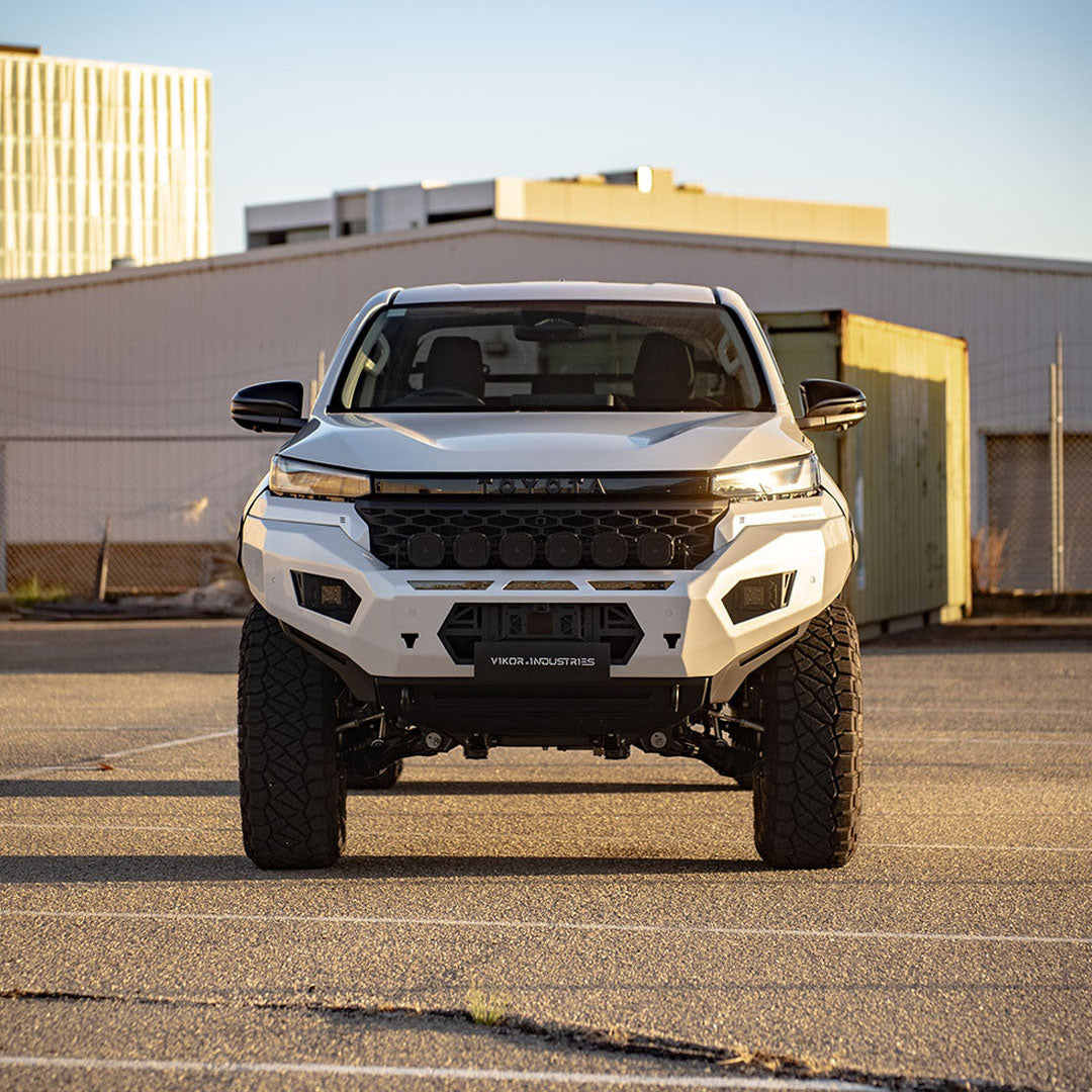 Toyota Hilux Bull Bar (2026+ N90) |  VIKOR Diablo Bull Bar (No Loop)