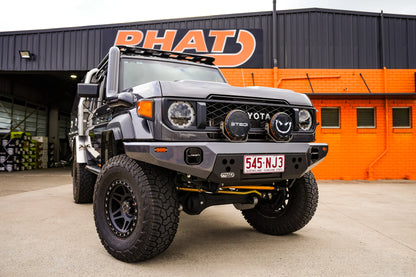 Toyota Land Cruiser 79/76/78 Series V2 Bull Bar 2023+ Facelift