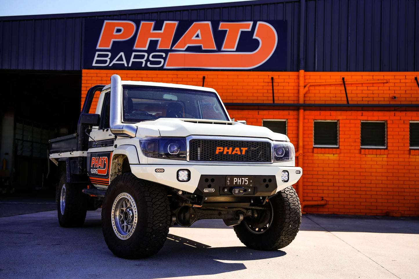 Toyota Land Cruiser 79/76/78 Series V2 Bull Bar 2007-2023