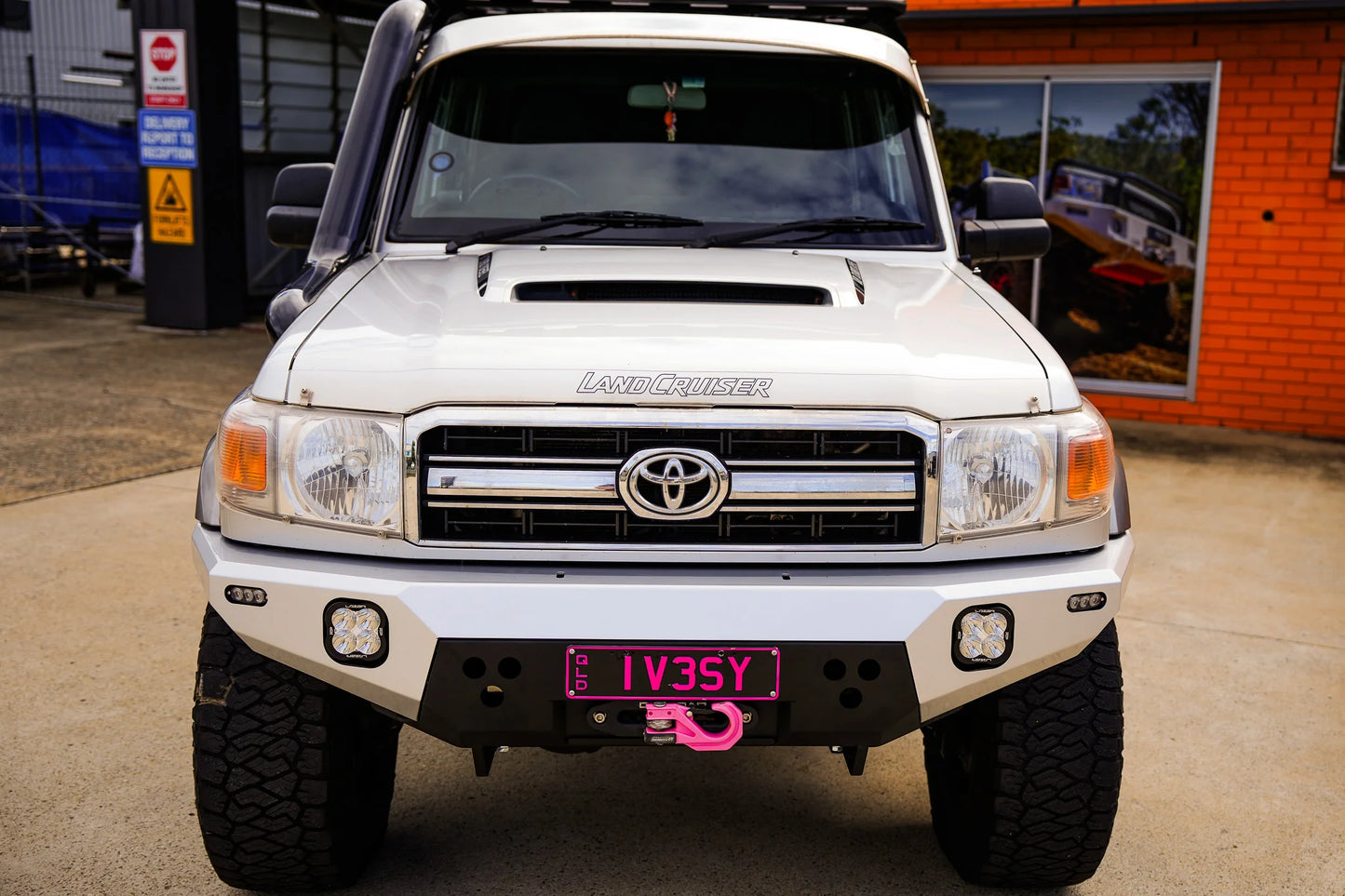 Toyota Land Cruiser 79/76/78 Series V2 Bull Bar 2007-2023