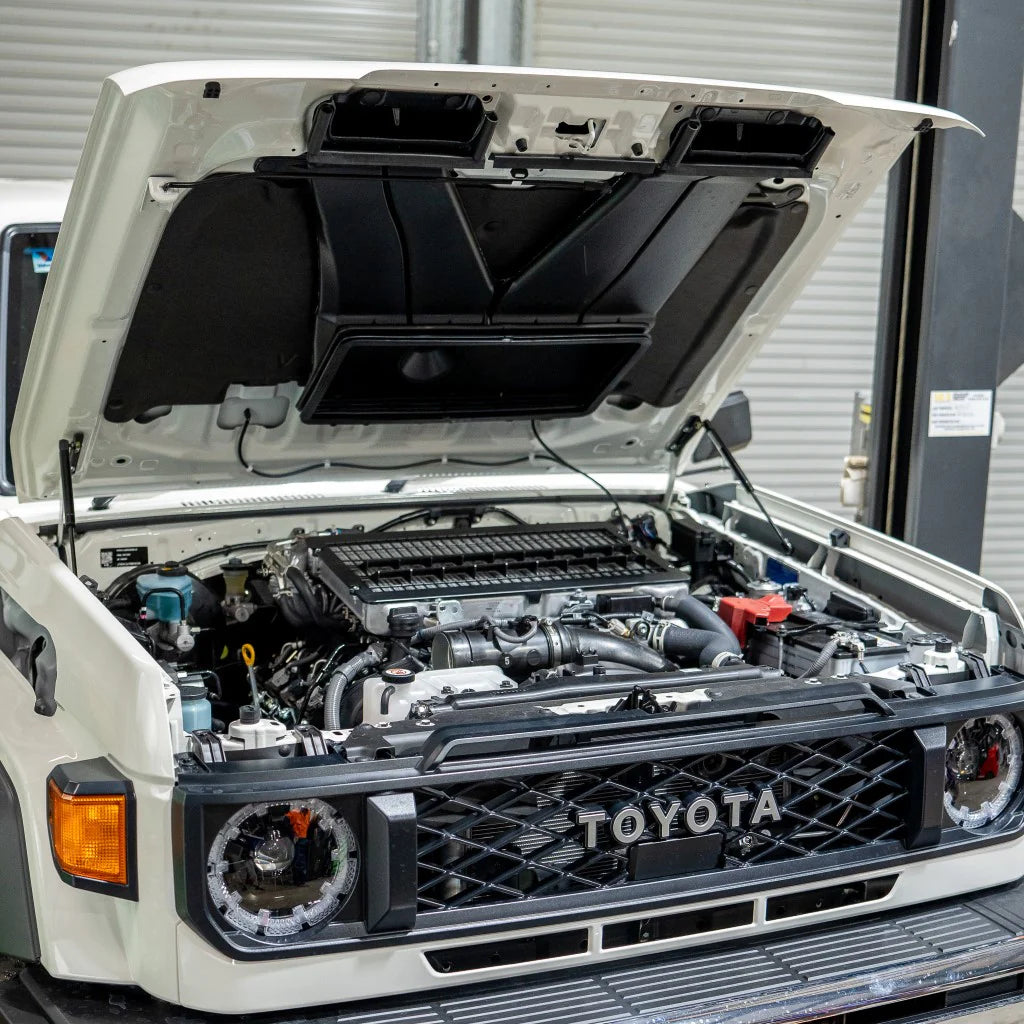 Toyota LandCruiser 70 Series 2024+ Bonnet Strut Kit - Pirate Camp Co